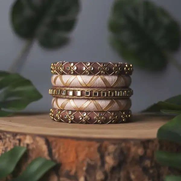 customise handmade bangles.