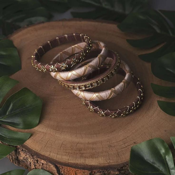 customise handmade bangles.
